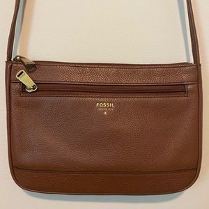 Fossil Small Leather Crossbody Purse in Brown